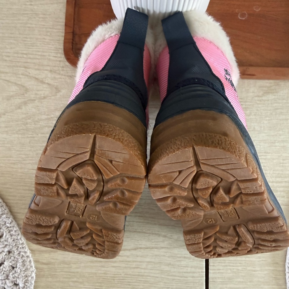 OshKosh B'gosh Pink and Black Kids Rain & Snow Boots - Picture 6 of 6